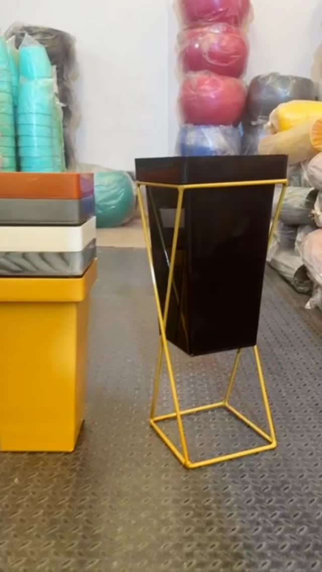 ✨ Dale estilo a tus plantas con Arteco
Matera + base + envío nacional por solo $70.000.

Haz tu pedido y escríbenos 📩

#arteco #materas #vivero